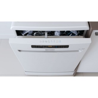 LAVE VAISSELLE INDESIT DF03C23A