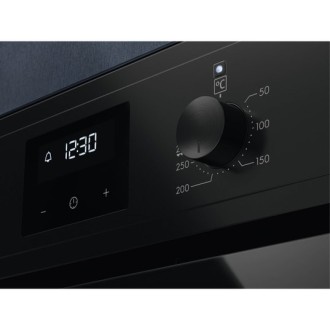 Four Encastrable Catalyse Noir ELECTROLUX EOF3C40TH
